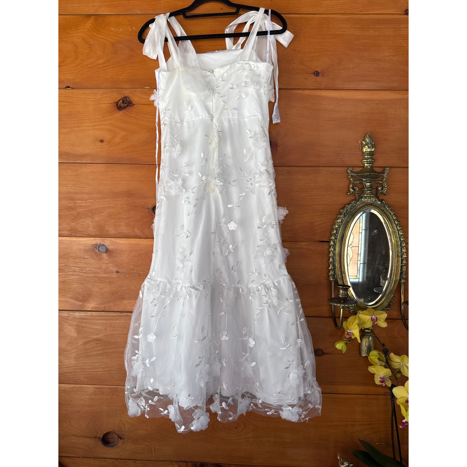 Lulus Divinely Adored White Embroidered Floral Midi Dress Xs Nwot — image 5 of 7